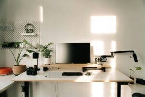 Cómo organizar tu espacio de trabajo en casa para ser más productivo