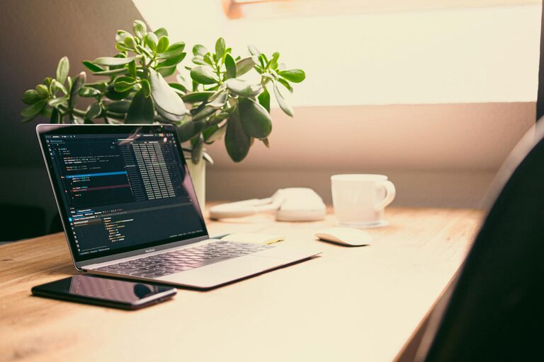Consejos para organizar un espacio de trabajo en casa más productivo y cómodo